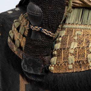 An impressive Japanese samurai armor, the helmet signed Saotome Iyenari 早乙女家成, Edo, 17/18th C. — photo 14
