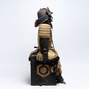 An impressive Japanese samurai armor, the helmet signed Saotome Iyenari 早乙女家成, Edo, 17/18th C. — photo 17