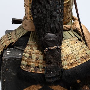 An impressive Japanese samurai armor, the helmet signed Saotome Iyenari 早乙女家成, Edo, 17/18th C. — photo 20