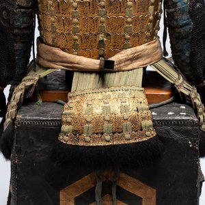An impressive Japanese samurai armor, the helmet signed Saotome Iyenari 早乙女家成, Edo, 17/18th C. — photo 24