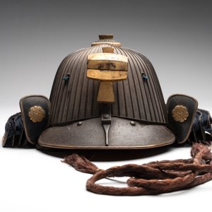 An impressive Japanese samurai armor, the helmet signed Saotome Iyenari 早乙女家成, Edo, 17/18th C. — photo 32