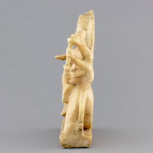 An Indian carved alabaster group of the goddess Durga on her lion "Vahana", 19th C. — foto 4