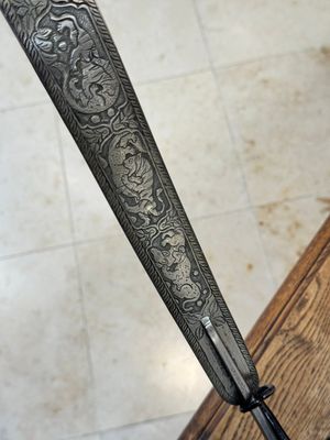 An Indo-Persian steel ceremonial bow or 'arc en acier' with silver koftgari inlay, 18/19th C. — 照片 8