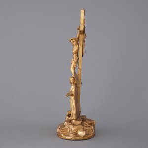An Indo-Portuguese gilt wood calvary with crucifix, 18/19th C. — 照片 2
