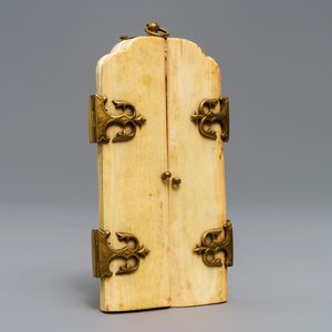 An Indo-Portuguese or Hispano-Philippine ivory triptych, 19th C. or older — 照片 9