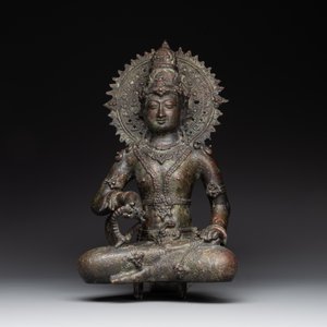 An Indonesian bronze sculpture of Bodhisattva, Majapahit, East Java, 14th C. — photo 8