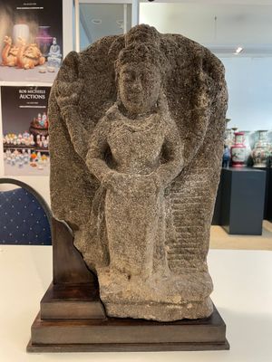 An Indonesian lavastone stele depicting goddess Durga, Central Java, 10/11th C. — photo 1