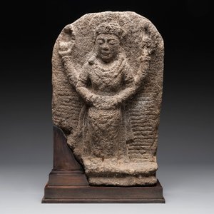 An Indonesian lavastone stele depicting goddess Durga, Central Java, 10/11th C. — photo 1