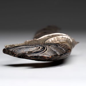 An Indonesian 'pedang palembang' sword with a silver-alloy-mounted and tortoiseshell-veneered scabbard, Sumatra, 19th C. — 照片 6
