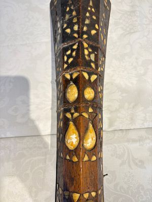An Indonesian Salawaku shield, Halmahera, Maluku Islands, 19th C. — 照片 3