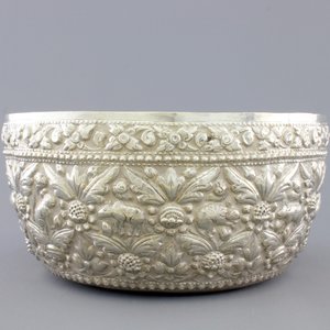 An Indonesian yogya silver bowl, 19th C. — foto 2