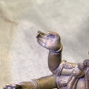 An inlaid gilt bronze figure of Vasudhara, Tibet or Nepal, 18/19th C. — photo 18