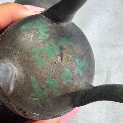 An inscribed Chinese archaistic bronze ritual wine vessel, Jue — photo 10