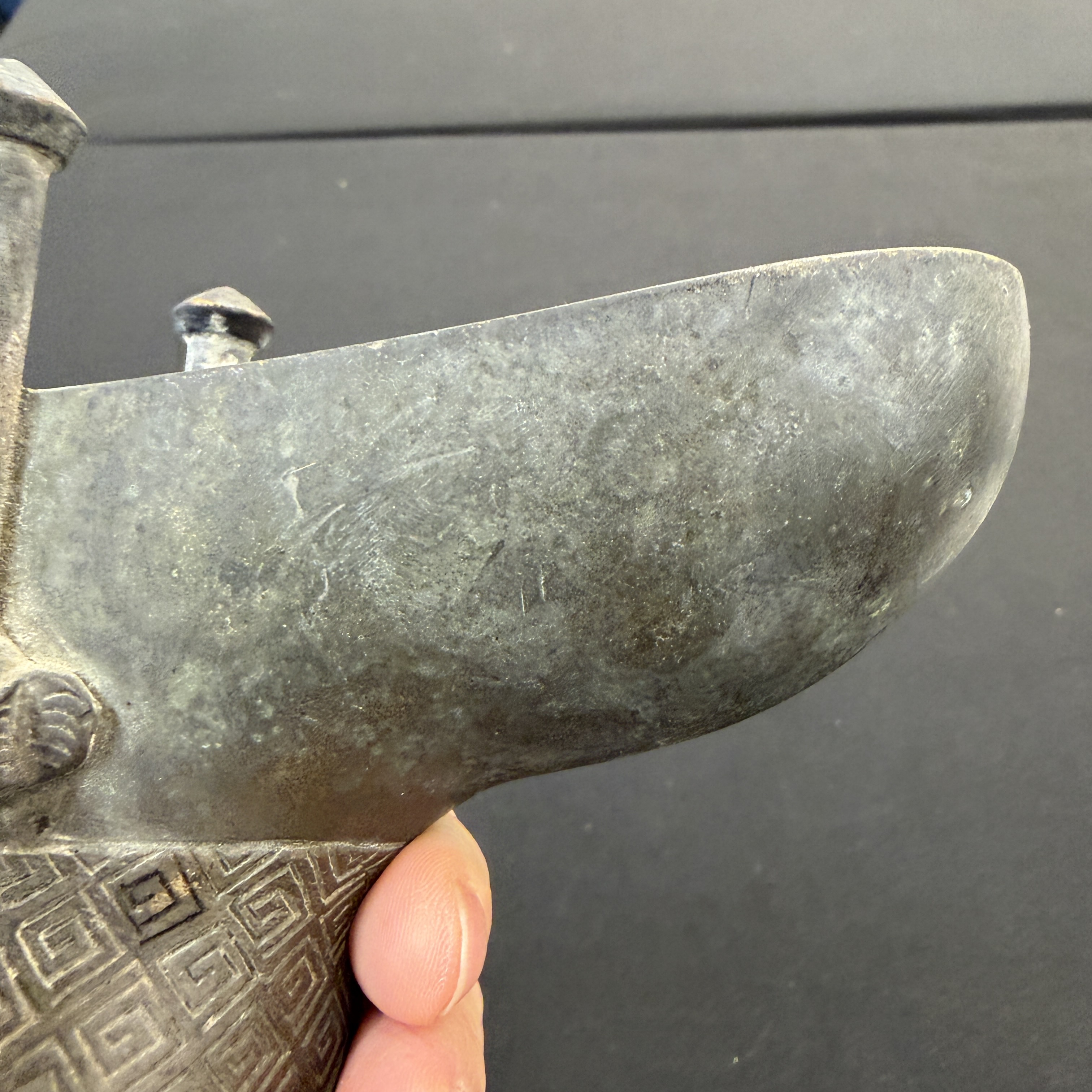 An inscribed Chinese archaistic bronze ritual wine vessel, Jue — photo 22