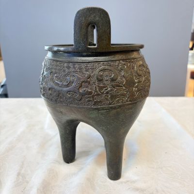 An inscribed Chinese archaistic bronze tripod incense burner with hongmu cover — photo 3
