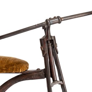 An iron child's tricycle or velocipede — 照片 7