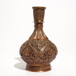 An Islamic brass hookah base, Syria, ca. 1900 — photo 3