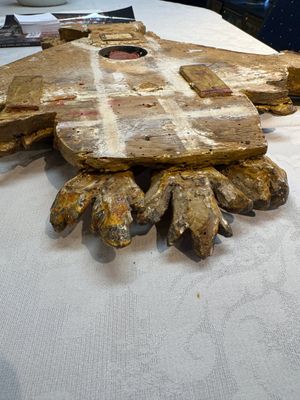 An Italian carved wood and coral- and turquoise-decorated reliquary containing a relic ex cineribus of Saint Teresa of Jesus, early 20th C. — photo 22