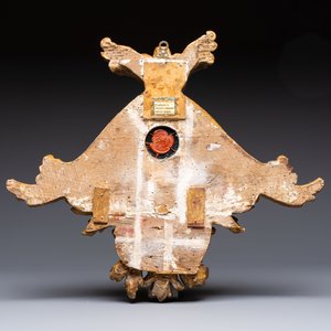 An Italian carved wood and coral- and turquoise-decorated reliquary containing a relic ex cineribus of Saint Teresa of Jesus, early 20th C. — photo 2