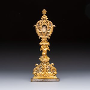 An Italian gilt-bronze reliquary with openworked decoration, 18th C. — 照片 2