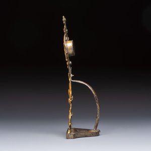 An Italian gilt-bronze reliquary with openworked decoration, 18th C. — 照片 3