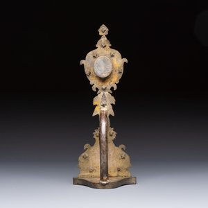 An Italian gilt-bronze reliquary with openworked decoration, 18th C. — 照片 4