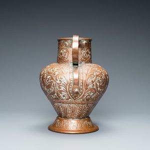 An Italian hammered copper Barberini armorial ewer, 17th C. — photo 4