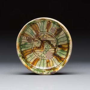An Italian incised slipware footed bowl, 16/17th C. — photo 6