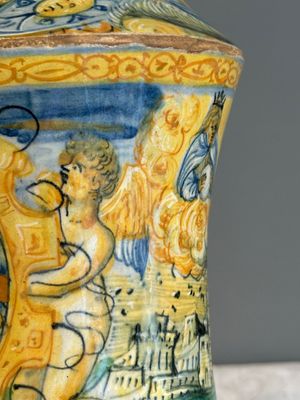 An Italian maiolica albarello with the arms of Boerio, Angelo and Ludovico Picchi workshop, Casteldurante, ca. 1562-1563 — 照片 6