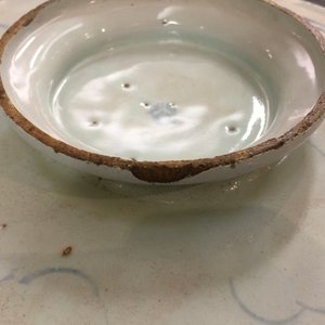 An Italian maiolica armorial tazza, Savona, 18th C. — 照片 10
