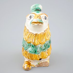 An Italian maiolica dog shaped acquamanile, Ariano Irpino, 18/19th C. — photo 6