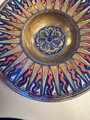 An Italian maiolica lustreware deep plate, Gubbio, 16th C. — foto 11