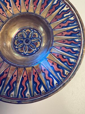 An Italian maiolica lustreware deep plate, Gubbio, 16th C. — foto 13