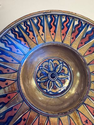 An Italian maiolica lustreware deep plate, Gubbio, 16th C. — foto 20