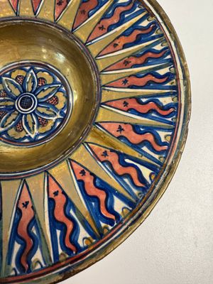 An Italian maiolica lustreware deep plate, Gubbio, 16th C. — foto 5