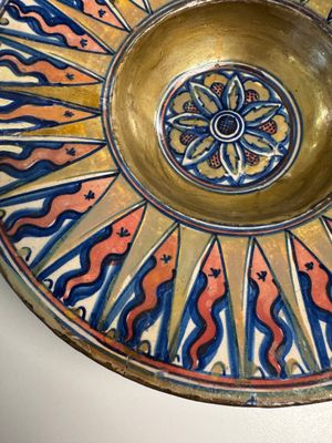 An Italian maiolica lustreware deep plate, Gubbio, 16th C. — foto 6