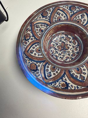 An Italian maiolica lustreware deep plate, Gubbio, 16th C. — foto 15