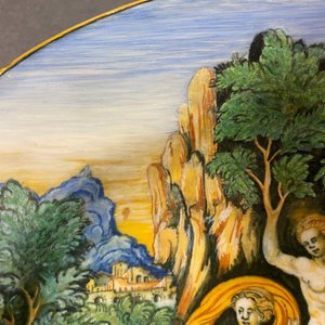 An Italian maiolica mythological subject 'The transformation of the Maenads' dish from the Lanciarini service, Urbino, 16th C. — 照片 12