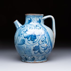 An Italian maiolica wet drug jar, Venice, dated 1573 — foto 2