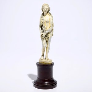 An ivory model of a Madonna, in the style of Erhart Gregor, Germany, 16/17th C. — photo 1