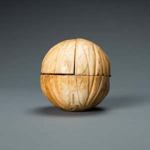 An ivory triptych ball depicting 'The adoration of the magi', France, 19th C. — 照片 12