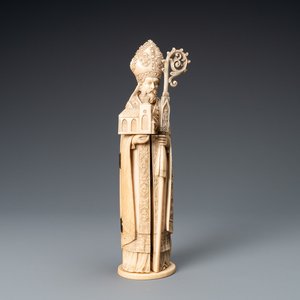 An ivory triptych figure depicting a bishop, Dieppe, France, 19th C. — 照片 1