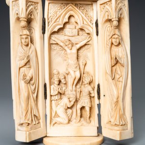 An ivory triptych figure depicting a bishop, Dieppe, France, 19th C. — 照片 9