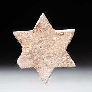 An Kashan lustre-glazed star tile and a rectangular moulded ornamental tile, Persia, 13/14th C. — photo 5