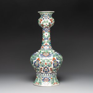 An large Iznik-style garlic head vase, Boch Frères Keramis, 20th C. — photo 4