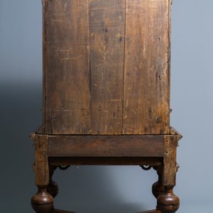An oak and ebony two-door cabinet, The Low Countries, 17th C. — photo 4