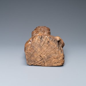 An oak figure of a prophet with traces of polychromy, 16th C. — photo 7