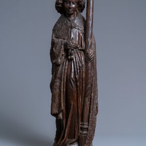An oak figure of an angel holding the Instruments of the Passion, Brabant region, Southern Netherlands, early 15th C. — 照片 2