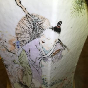 An octagonal Chinese qianjiang cai vase, dated 1893 — photo 19