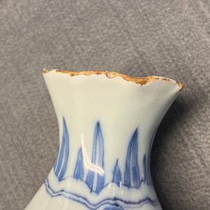 An octagonal Dutch Delft blue and white chinoiserie vase, late 17th C. — 照片 7